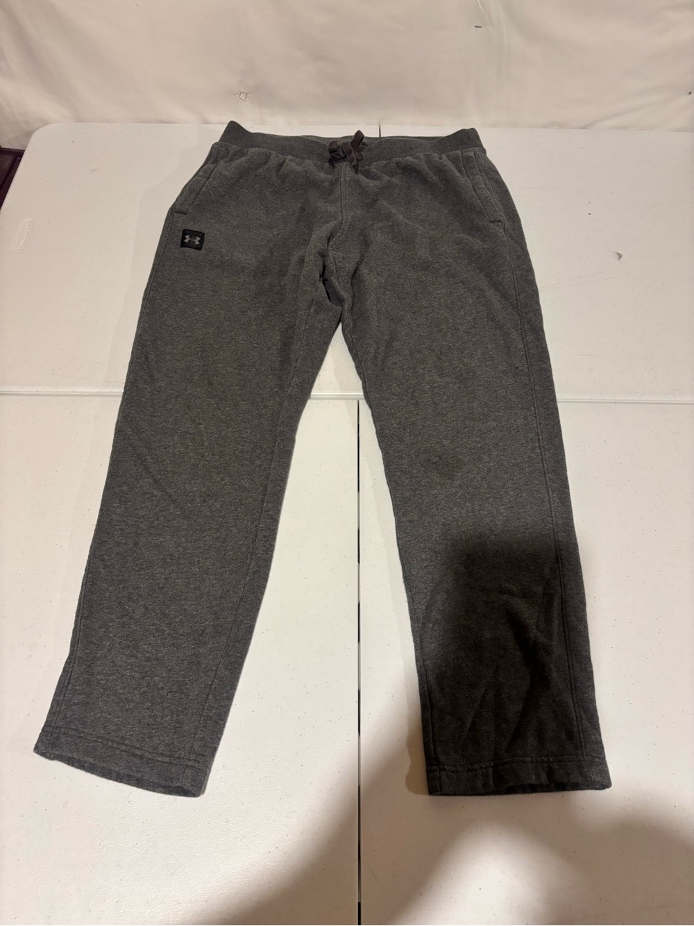 Under Armour Men’s Size XL Gray Athletic Jogger Sweatpants 29” Inseam